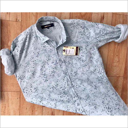 पुरुषों की प्रिंटेड शर्ट्स कॉलर स्टाइल: स्टैंडर्ड