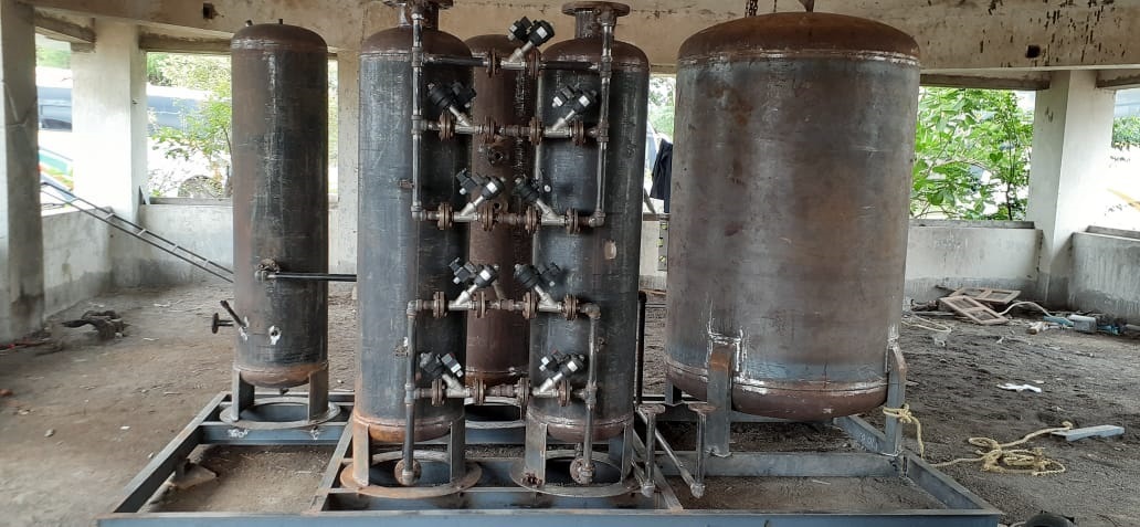 Psa Nitrogen Plant - Mild Steel, 2.2x3.2x2.2 Meters, Green | Semi-automatic, 93% Purity, Plc Control System, 500-600 Kg Weight