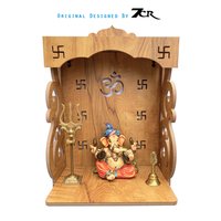 दस्तकारी लकड़ी का मंदिर