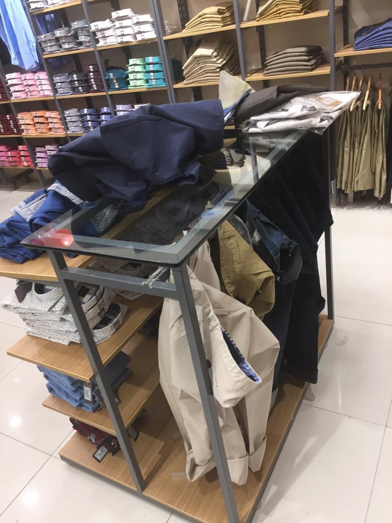 Garment Wall Display Rack