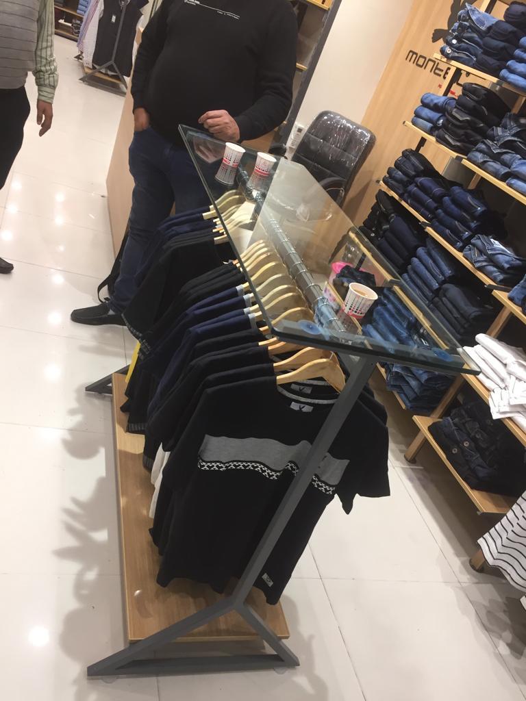 Garment Wall Display Rack