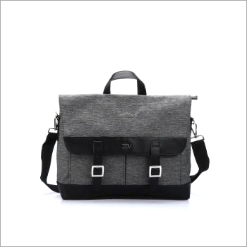 मेसेंजर स्लिंग बैग