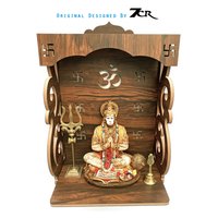 हस्तनिर्मित लकड़ी का मंदिर