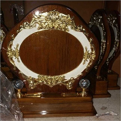 Designer Corporate Award - Polished Metal & Wood, Customized Shape | Sport Trophy Award, Elegant Corporate Gift for Award Ceremonies