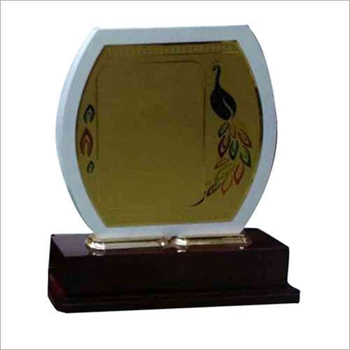 Designer Golden Award Shield - High Quality Metal & Plastic, Customized Shape, Various Colors & Patterns | Lightweight, Corrosion Resistant, Perfect Finishing