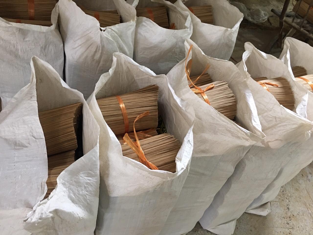 Natural White Bamboo Stick 1.2 Mm