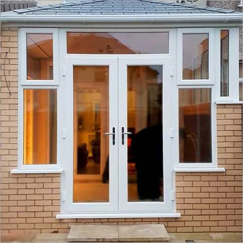 व्हाइट UPVC हिंगेड विंडो