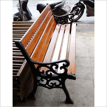 Garden Bench Patti