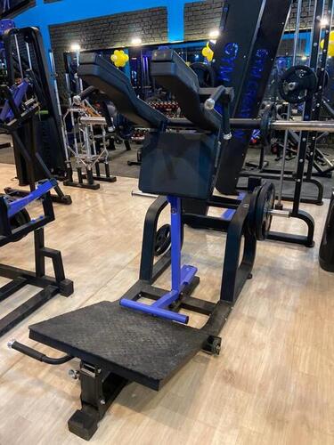 V- Squat / Super Squat Machine - Grade: Commercial Use