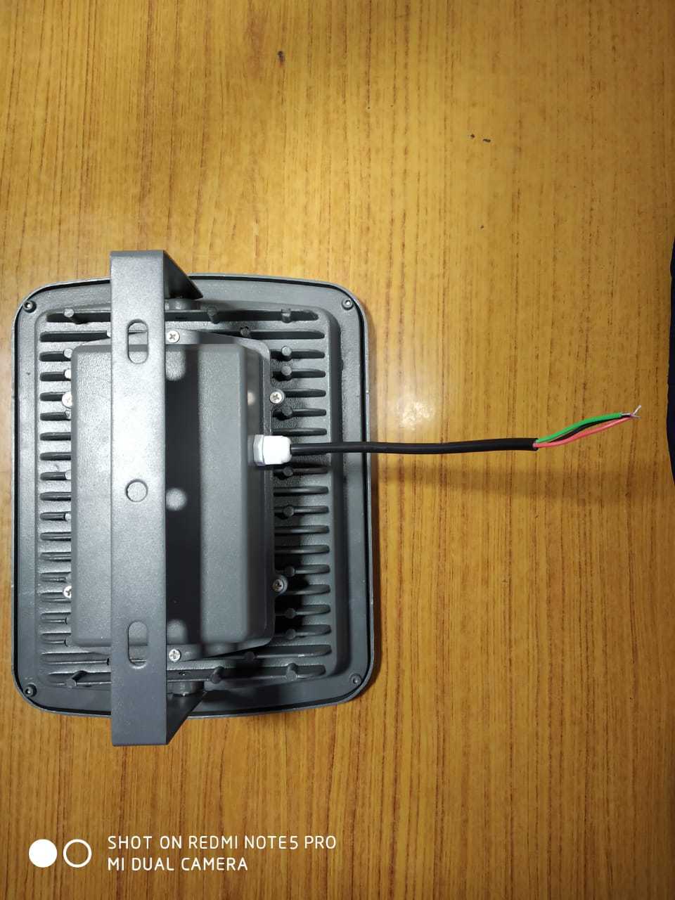 Flood Light 50w Application: Out Door Lighing