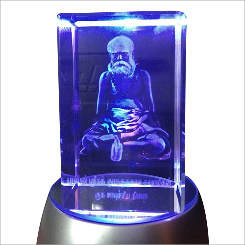 3 डी क्रिस्टल उत्कीर्ण फ़्रेम