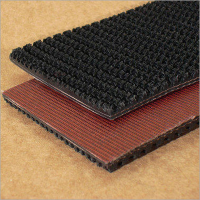 खुरदरे शीर्ष वाले कन्वेयर बेल्ट