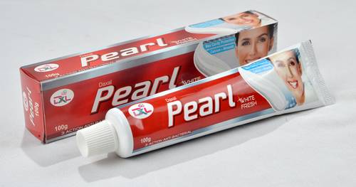 White Fresh Toothpaste - Extra Whitening Formula for Teeth & Gum Support | Contains Potassium Nitrate & Fluoride, No Artificial Ingredients
