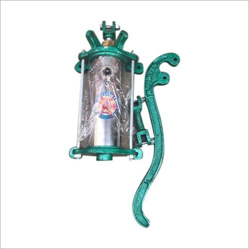 डीपवेल कास्ट आयरन हैंड पंप