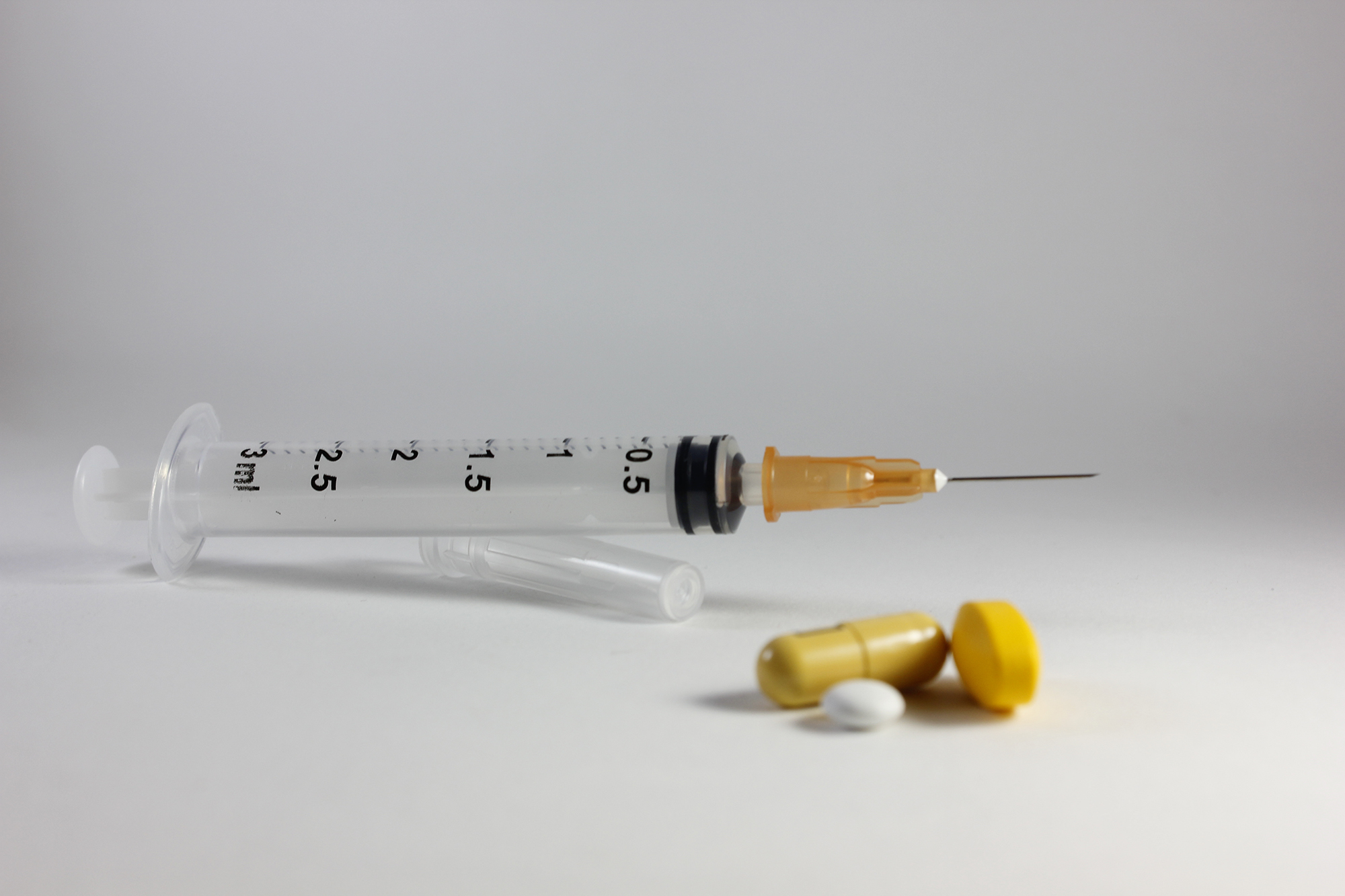 3 Ml Baby Hypodermic Syringe - Stainless Steel Needle, Single Use, Sterilized, Easy-to-read Scale Markings | High-quality, Minimizes Dosing Errors, Disposable