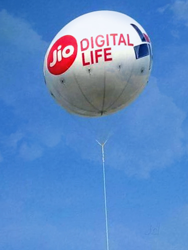 Available In Different Color Sky Inflatable Balloon