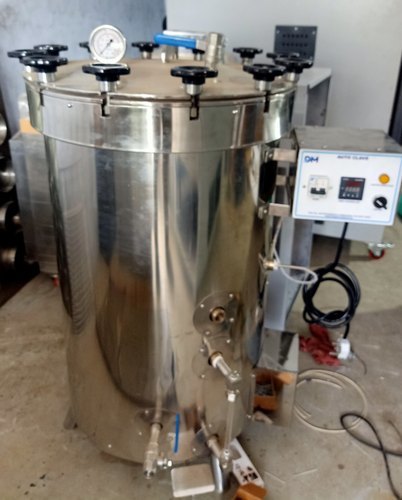 Vertical Autoclave Application: Pharma
