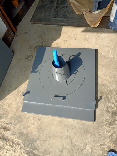 Flow Test Apparatus - 700 mm Wooden Top Plate with Metal Lining | 40 mm Adjustable Height, 16 kg Machine Weight