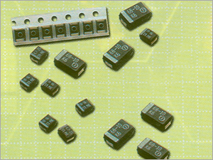 चिप टैंटलम कैपेसिटर