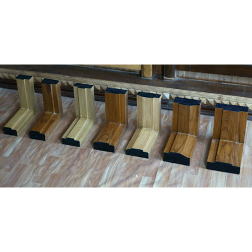 लकड़ी का फ़्रेम