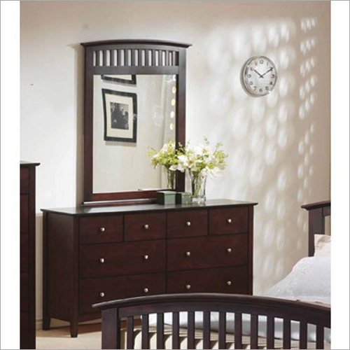 फैशनेबल लकड़ी की ड्रेसिंग टेबल