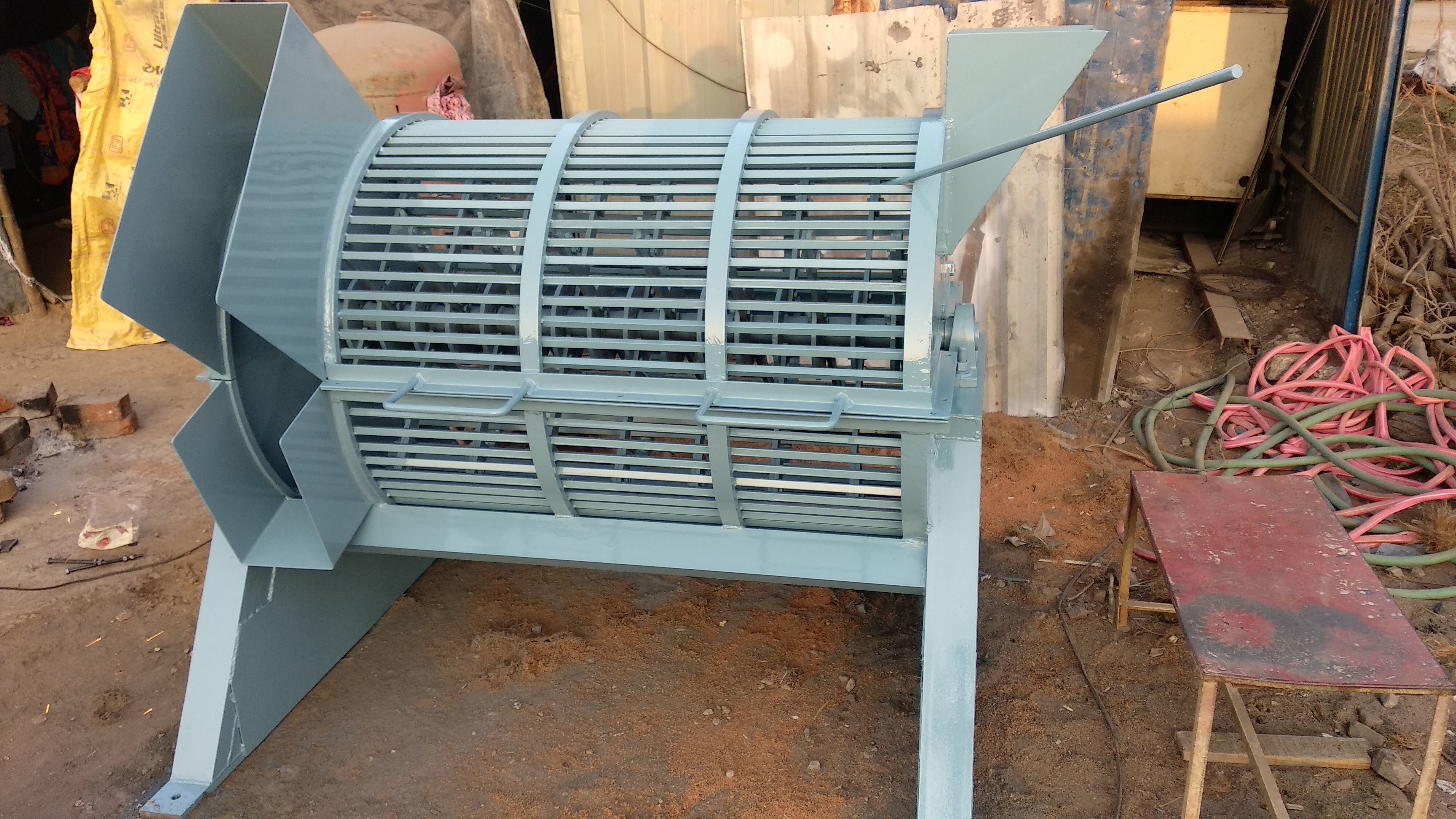 Coconut Defibering Machine - Operating Type: Manual