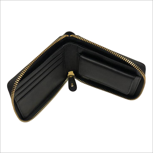 Ladies Black Leather Hand Purse Gender: Female