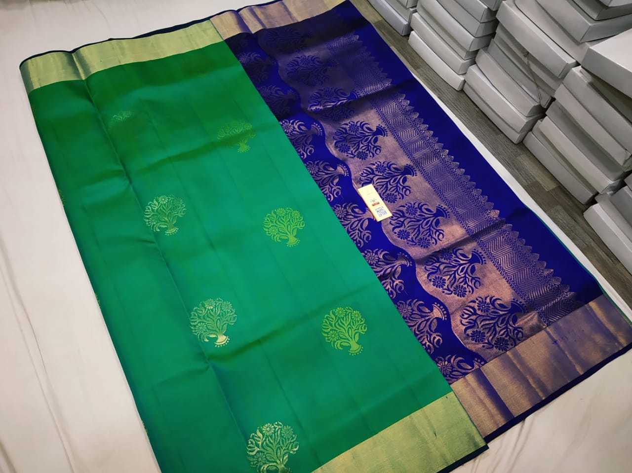 Bottle Green With Pink Soft Silk Handloom Butta Saree