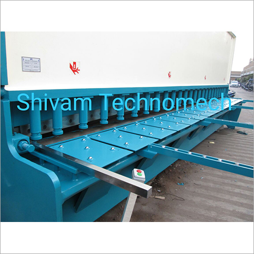 Hydraulic Guillotine Shearing Machine - Ms/ss Cutting Tool, 1000mm To 7000mm Length, Semi-automatic With Advanced Rake Angle Adjustment And Digital Stroke Counter