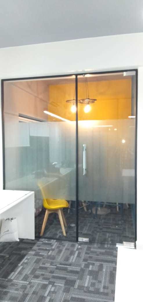 Tempered Glass Cabinet - Customizable Dimensions, Clear Finish & Sliding Doors - 10mm Glass Thickness, Aluminum Frame, Stainless Steel Hardware