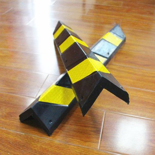 कॉर्नर गार्ड