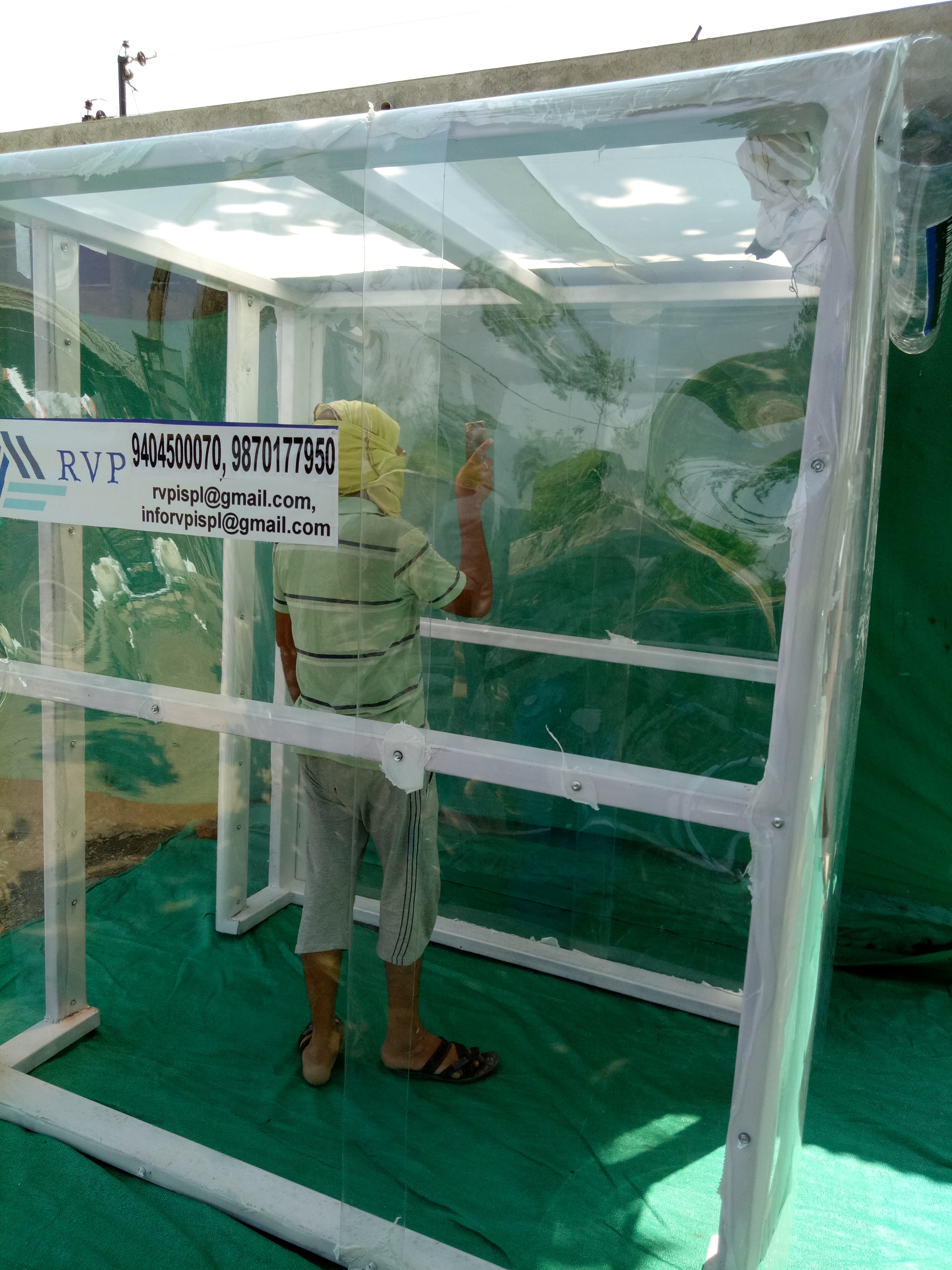 Sanitizing Tunnel