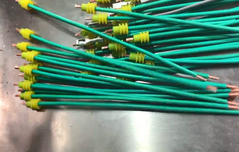 Automotive Cable Wire Seal Inserting Machine For Making Waterproof Dust-proof Cable