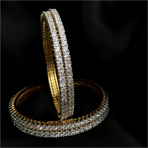 Cz क्लासिक बैंगल सेट