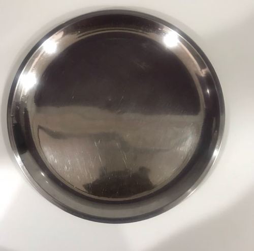 सिल्वर स्टेनलेस स्टील डिनर प्लेट