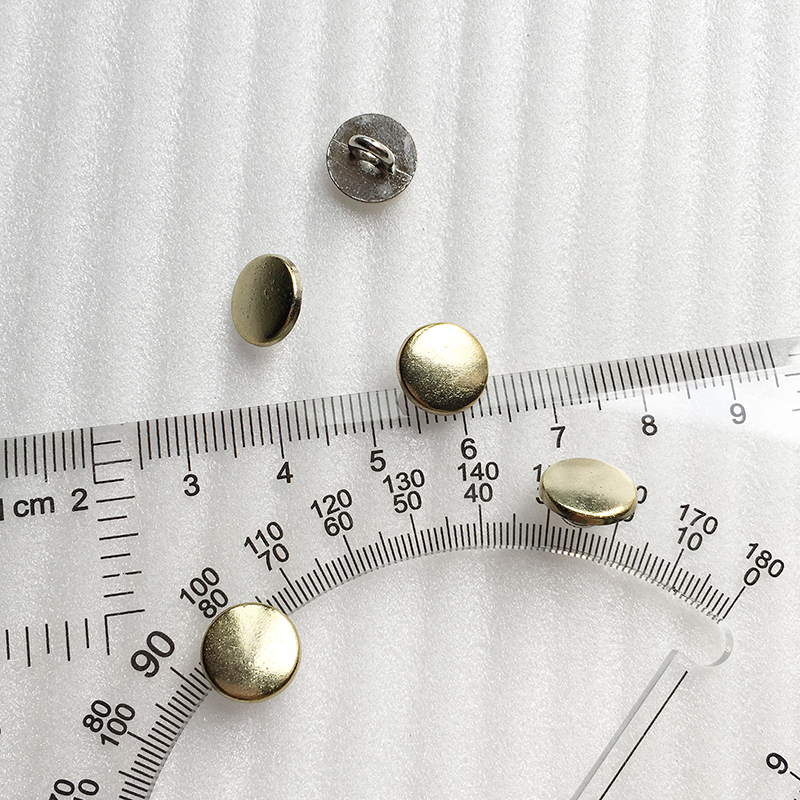 Nickel/gold 10mm Simple Flat Sewing Button Hd062-19