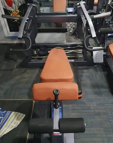 ओलंपिक डिक्लाइन बेंच हैमर आवेदन: सहनशक्ति