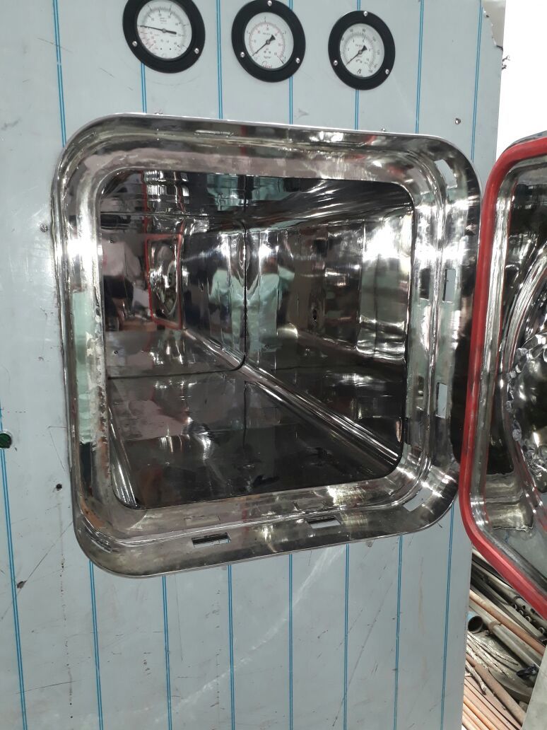 Rectangular Autoclave Door Type: Hinge