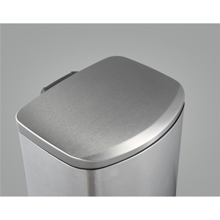 Stainless Steel Dustbin - Color: Silver