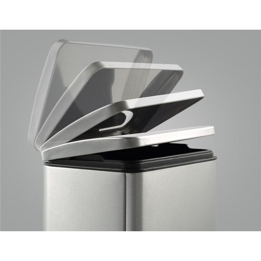 Stainless Steel Foot Pedal Dustbin - Color: Silver