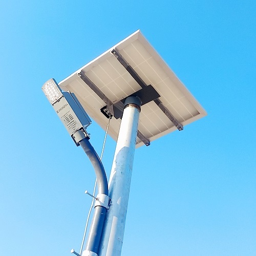 18 Watt Led Solar Street Light Cable Length: 1 Meter (M)