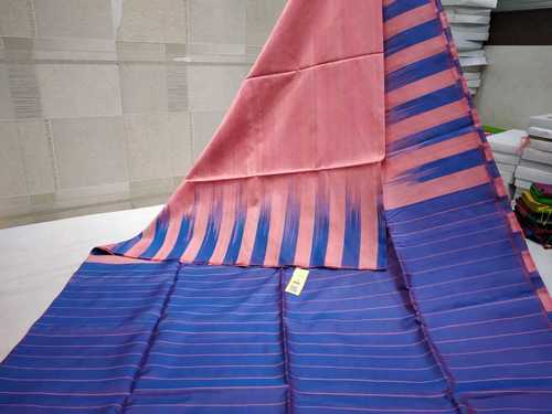 ब्लू प्योर सिल्क डुपियन डाई साड़ी के साथ पीच