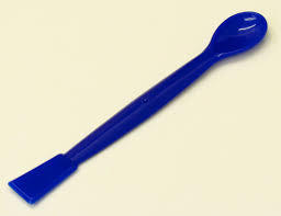 Plastic Spatula - Polypropylene, 150 Mm Length , Blue Color - Durable, Heat Resistant, Spoon And Knife Edge Design For Laboratory Applications