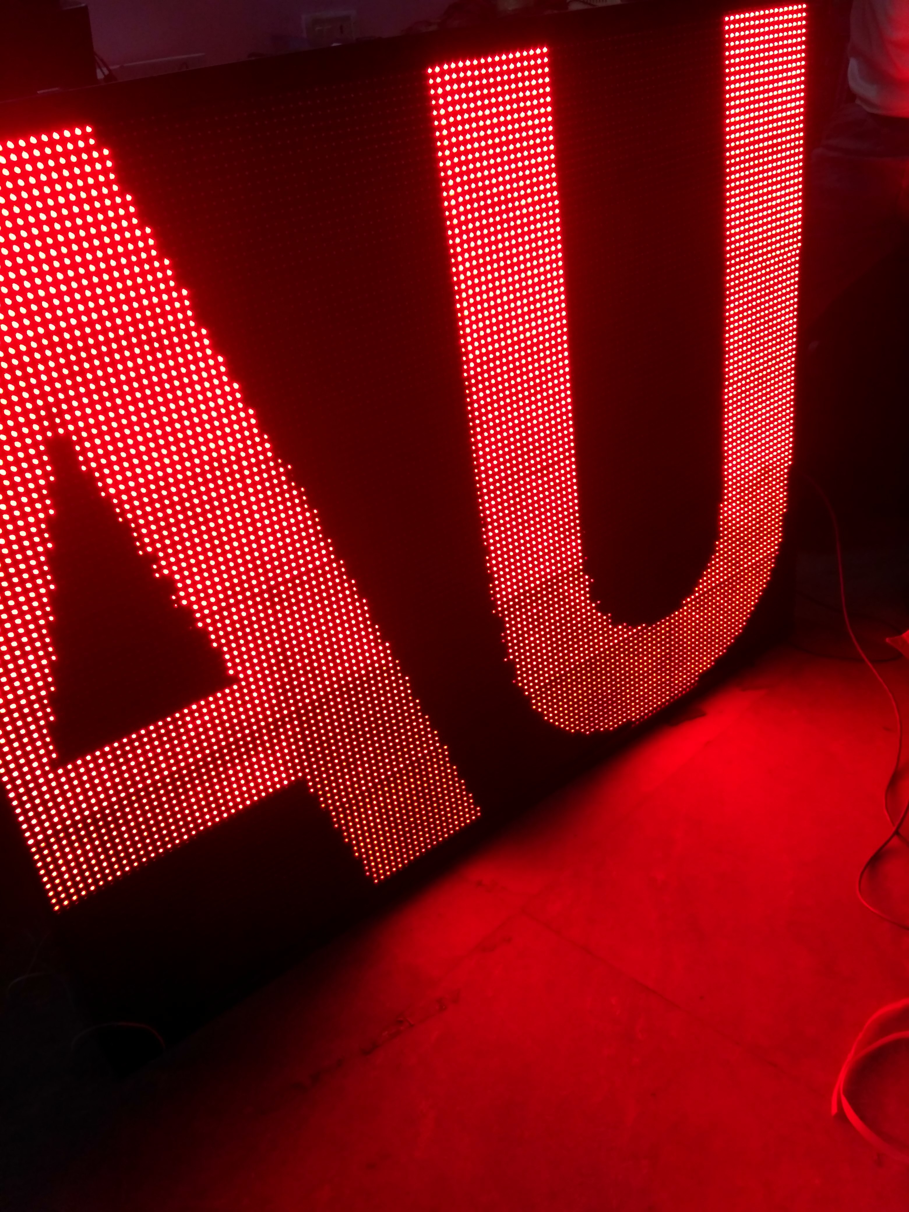 Pixel Led Display - Waterproof Metal Frame, Customized Screen Dimensions, Single Color Red | High Brightness 6500 Cd/ma , Ip 65 Rated, 3 Years Warranty
