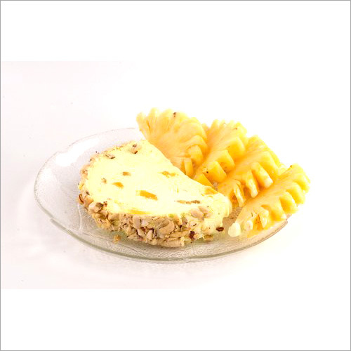 अनानस अखरोट आइसक्रीम