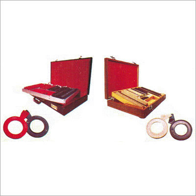 ट्रायल फ्रेम्स