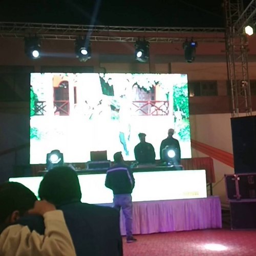 Large Led Screen - Brightness: 5500 Cd/m