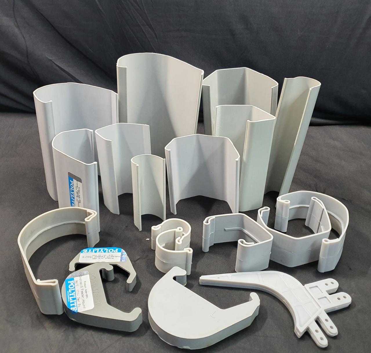 Poultry Parent Feeder - Plastic Design, 6.5 Inch Size - Gray Color, Manual Operation, 5.66 Kg Weight