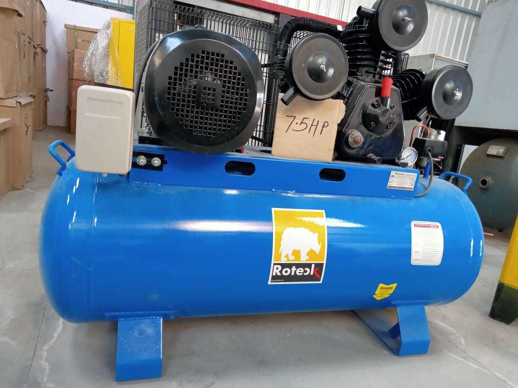 Reciprocating Air Compressor - Metal Construction, 220 Voltage | New Condition, High Performance