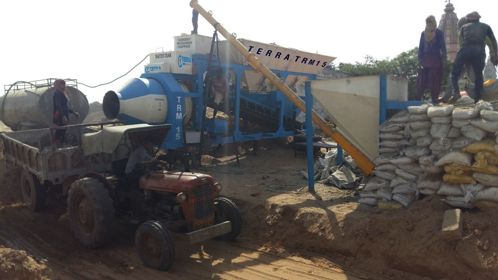 Mobile Concrete Batching Plant - Trm Series 15, 20, 30 Cum/hr Output Capacity, Digital Load Cell Weighing System, Fully Automatic Plc Control Panel, 1-year Warranty